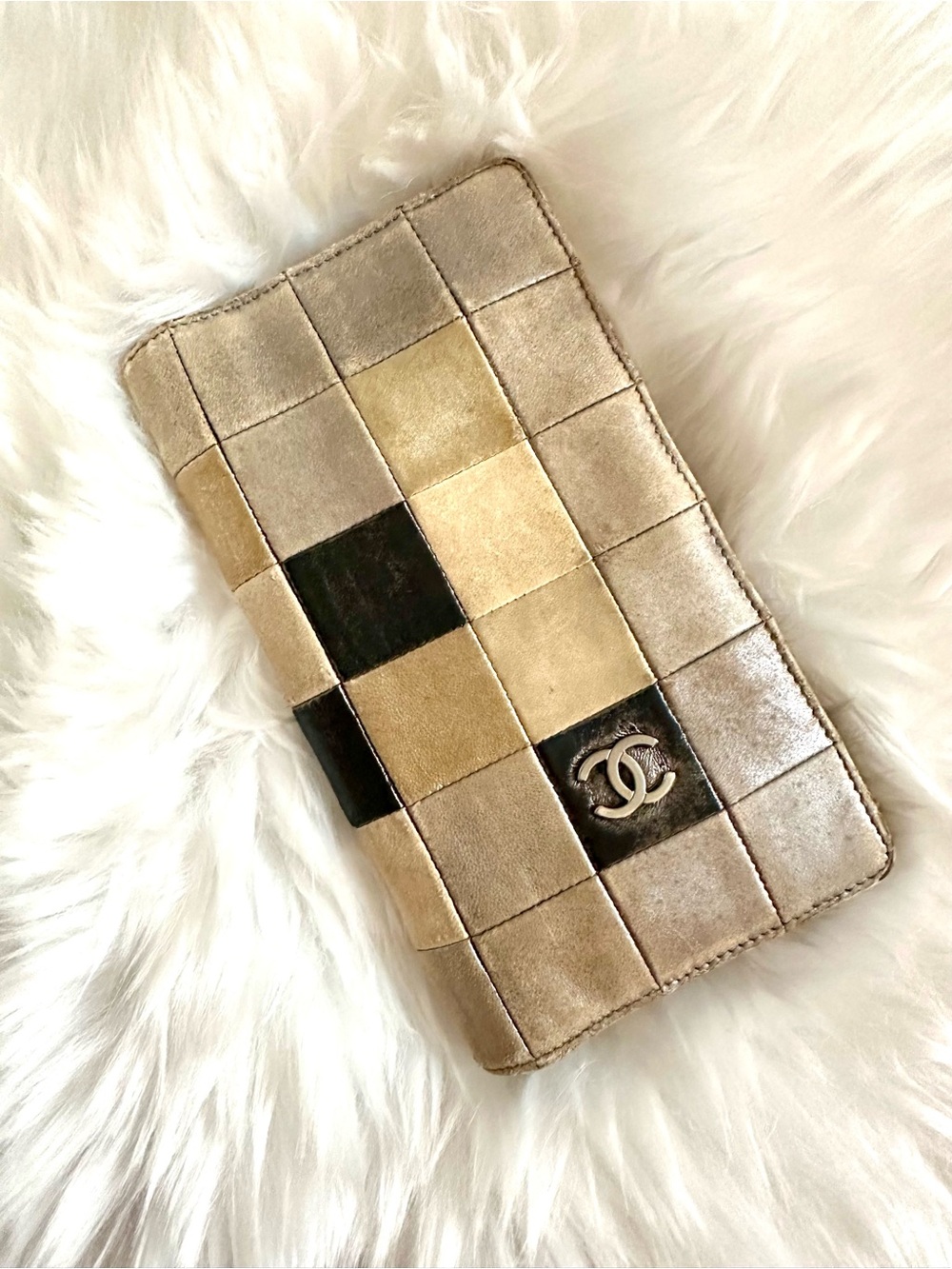 Chanel vintage bifold wallet